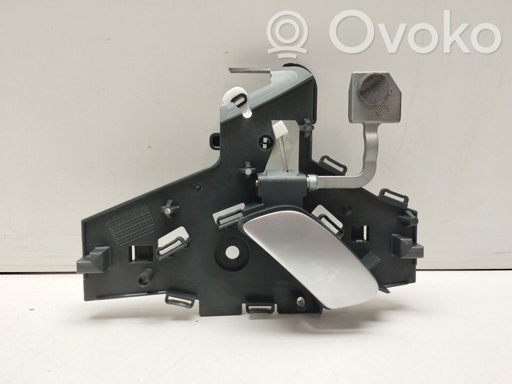 Manecilla interna puerta trasera   9143E1