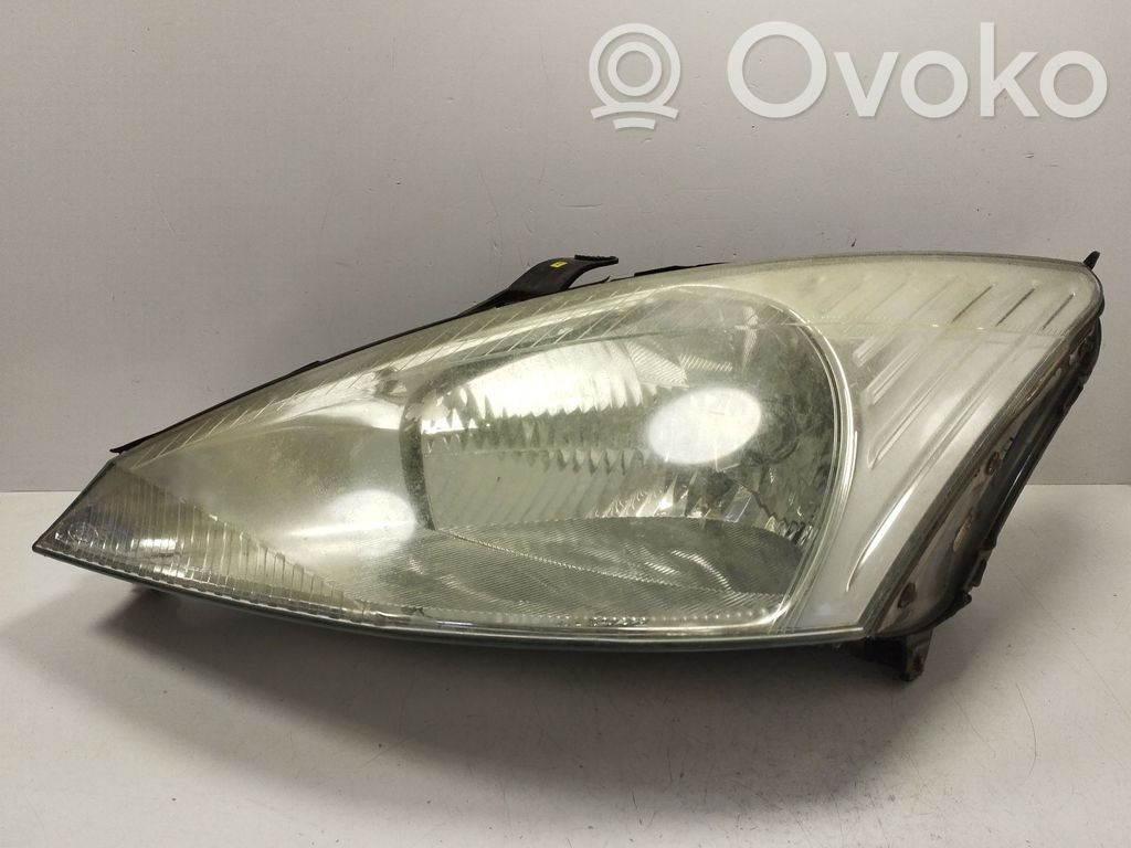 Ford Focus Headlight/headlamp 