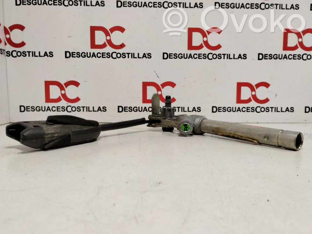 Opel Corsa D Hebilla del cinturón delantero 