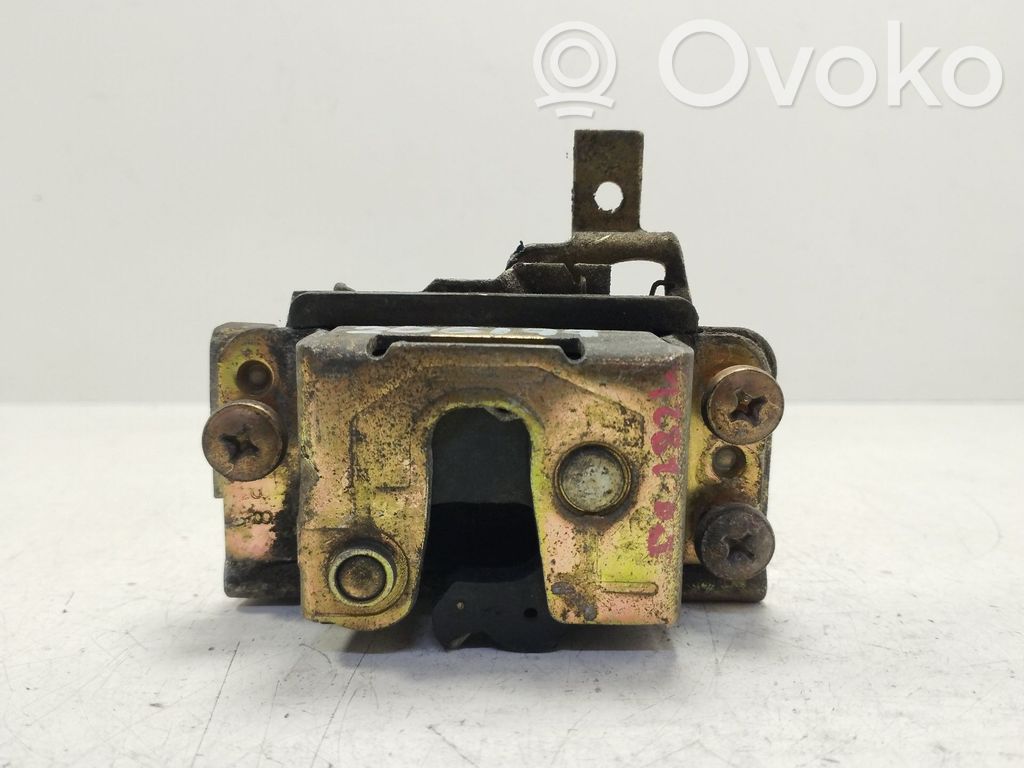 Opel Kadett E Front door lock 
