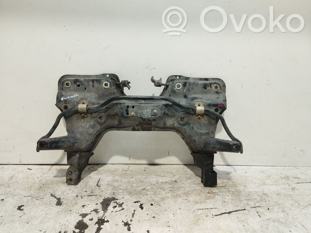 Opel Corsa E Priekinis traversas 