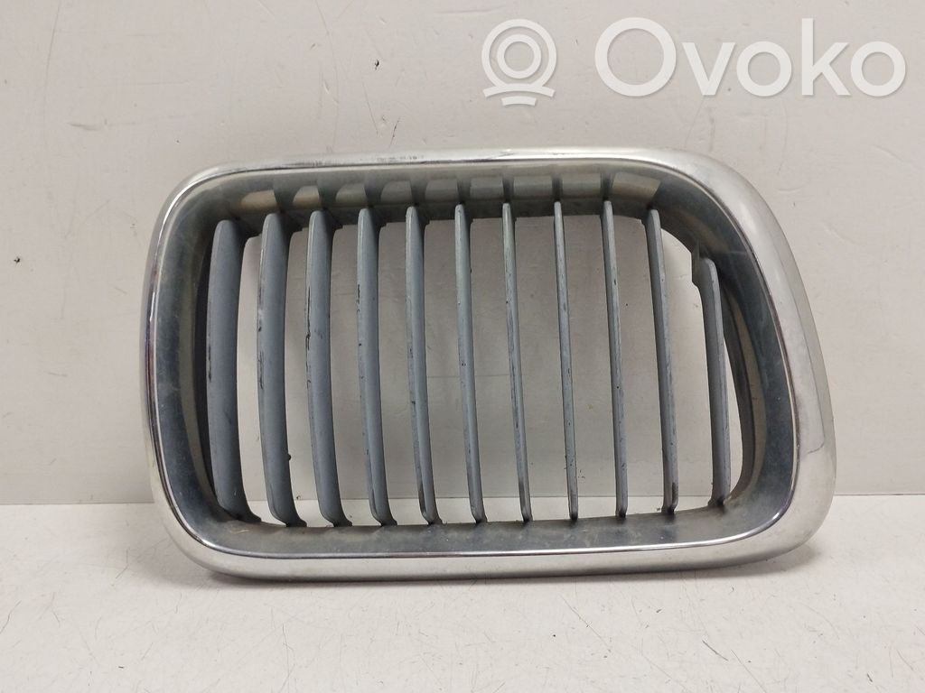 BMW 3 E36 Front grill 