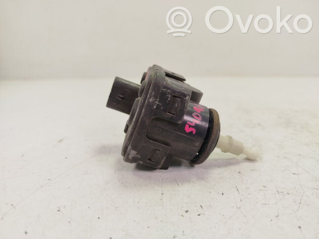 Volvo S40, V40 Headlight level adjustment motor 