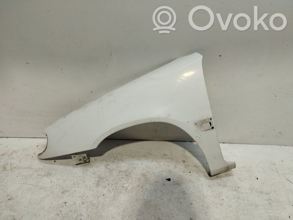 Citroen Saxo Błotnik przedni 