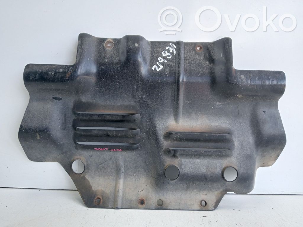 Placa protectora/protector antisalpicaduras motor   NOREF