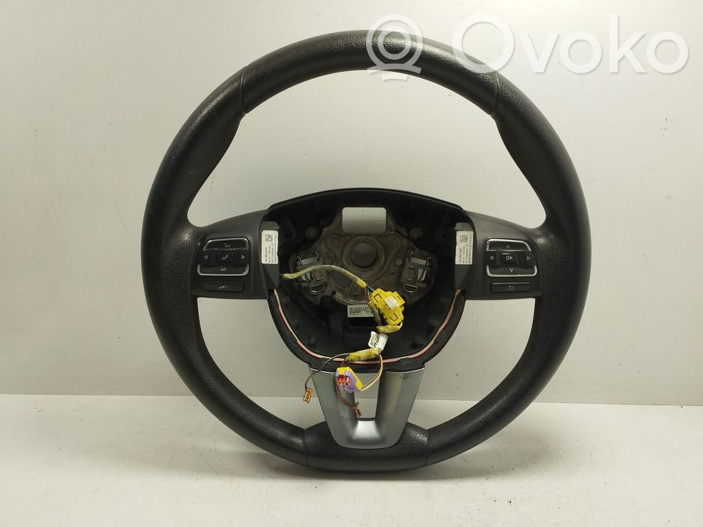 Seat Leon (1P) Ohjauspyörä 