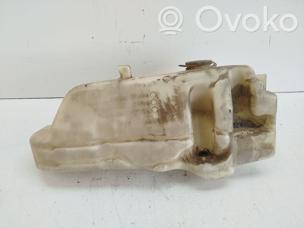 Ford Maverick Langų skysčio bakelis 