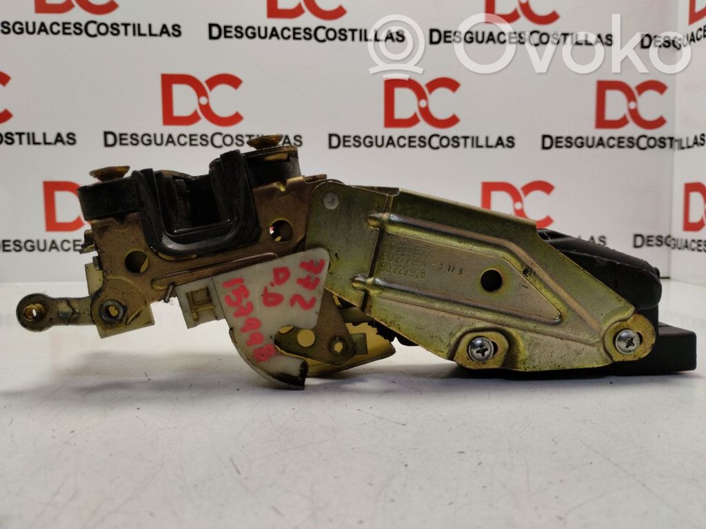 Opel Omega A Front door lock 