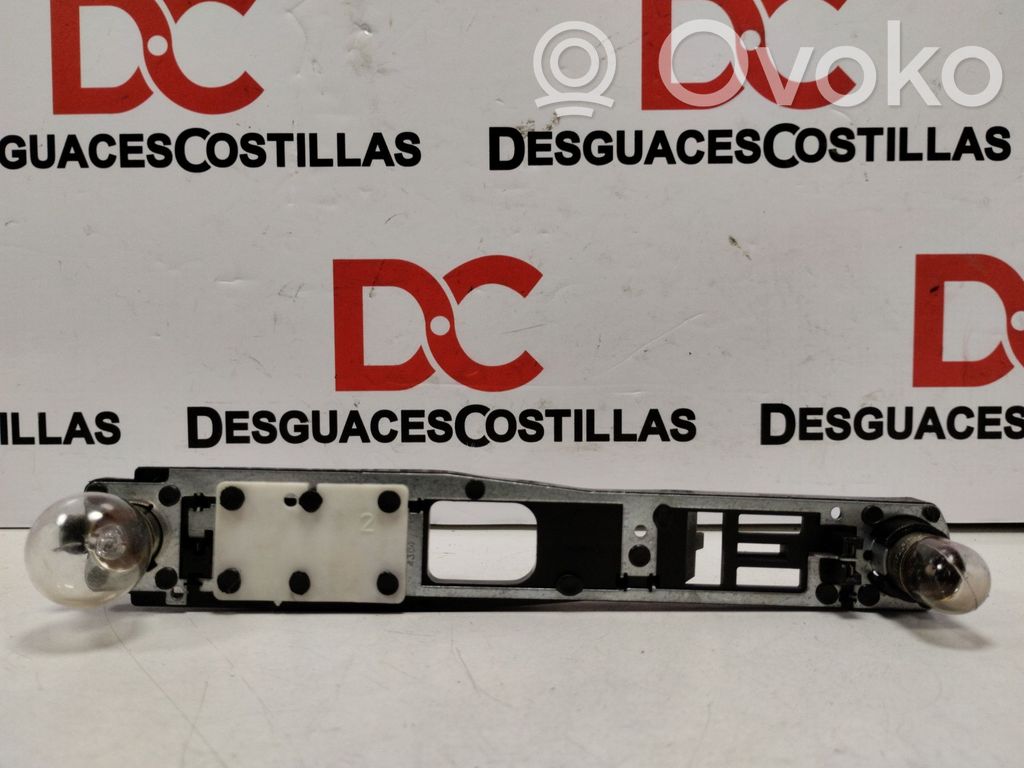 Citroen C5 Aizmugures spuldzes vāka turētājs 