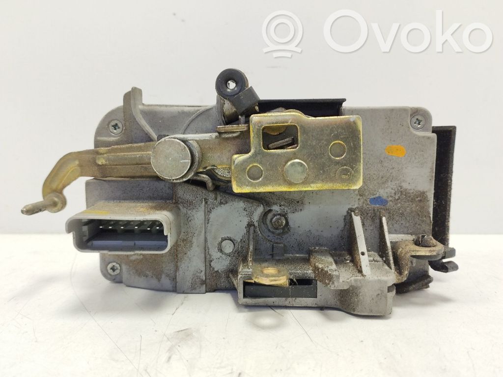 Citroen C8 Front door lock 