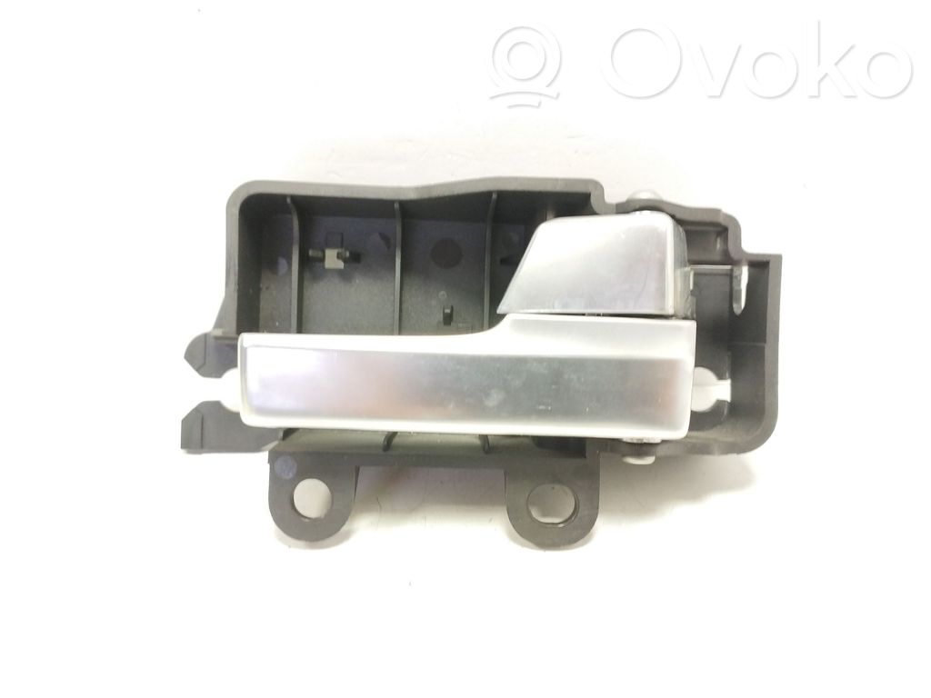 Manecilla interna puerta delantera   3M51R22600BB