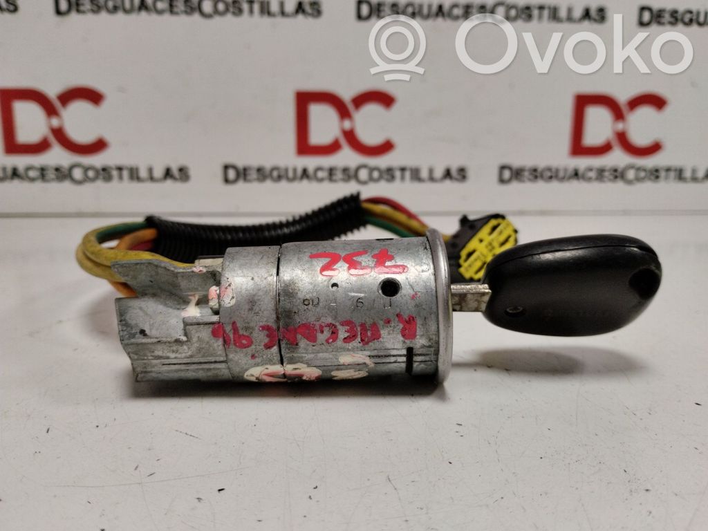 Renault Megane I Ignition lock 