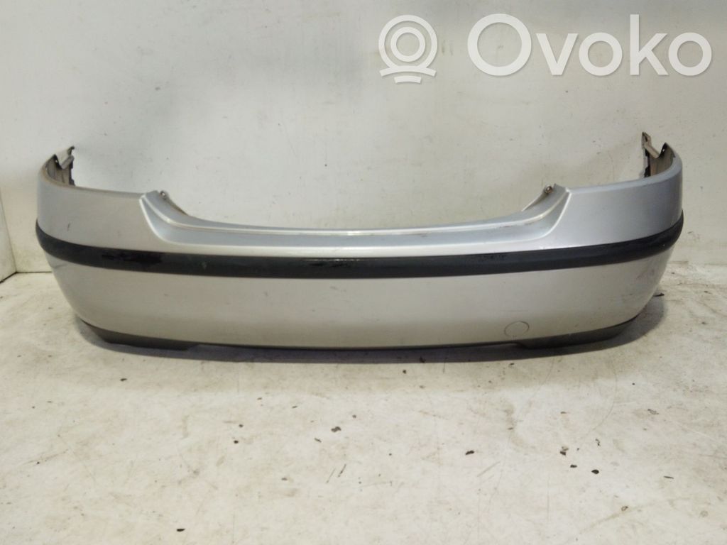 Ford Mondeo Mk III Parachoques 
