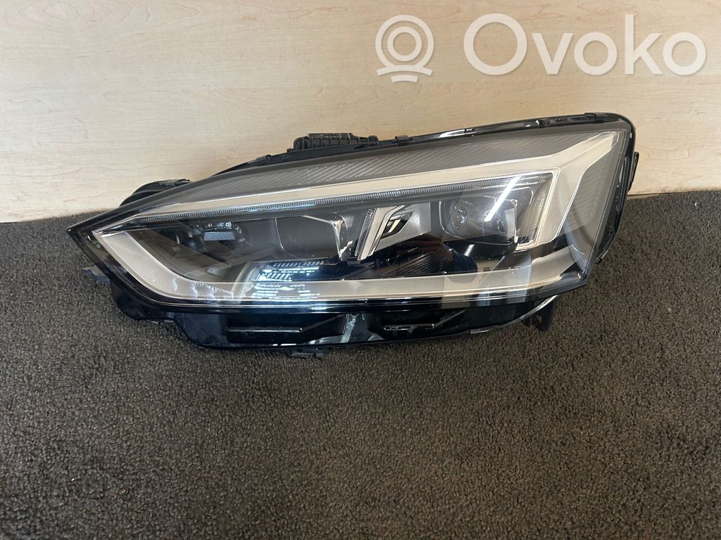 Audi A5 Headlight/headlamp 