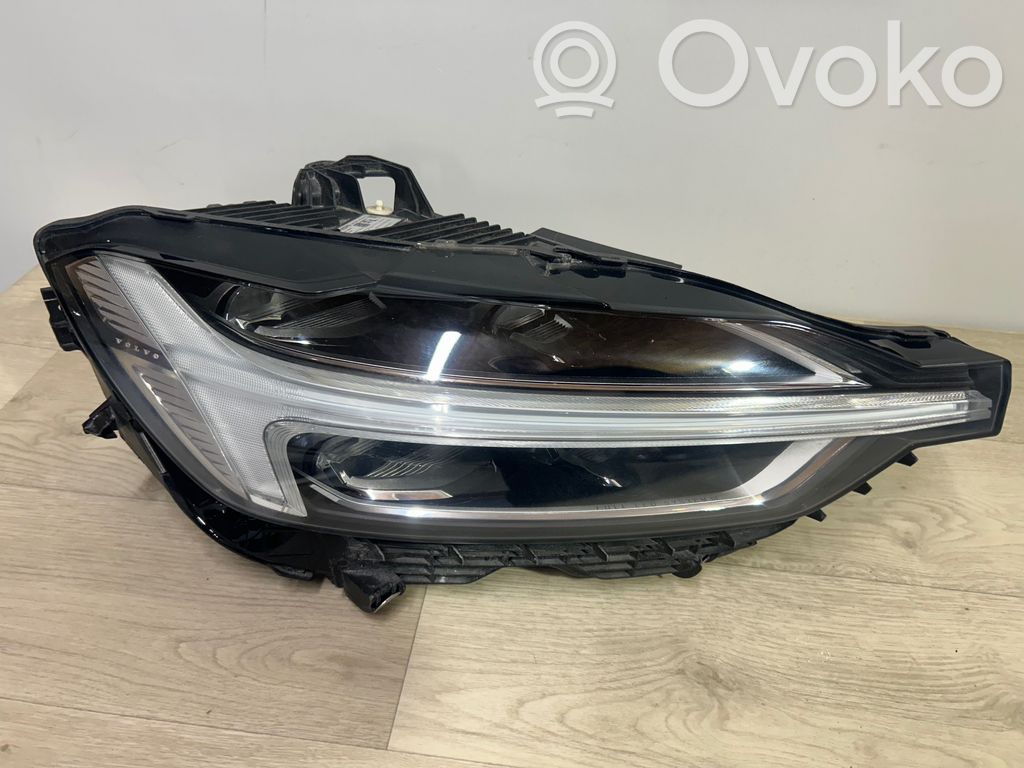 Volvo XC60 Headlight/headlamp 