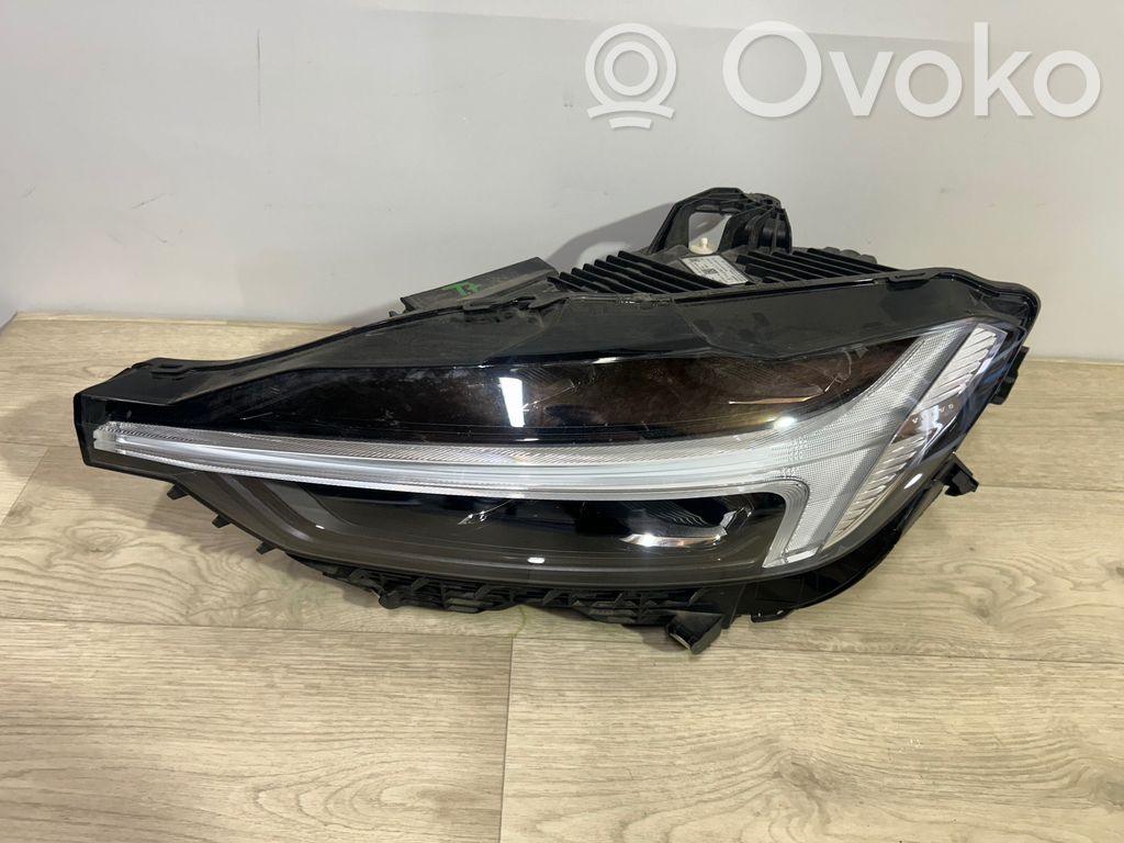 Volvo XC60 Headlight/headlamp 