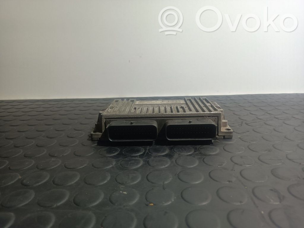 Renault Megane I Engine control unit/module 