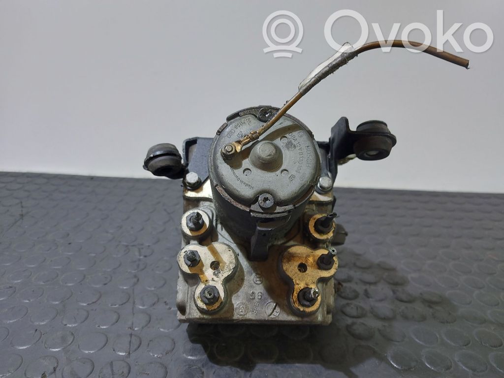 Audi A4 S4 B5 8D Bomba de ABS 