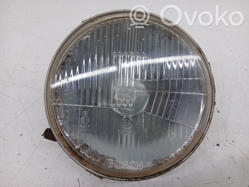 Toyota Land Cruiser (FJ80) Headlight/headlamp 