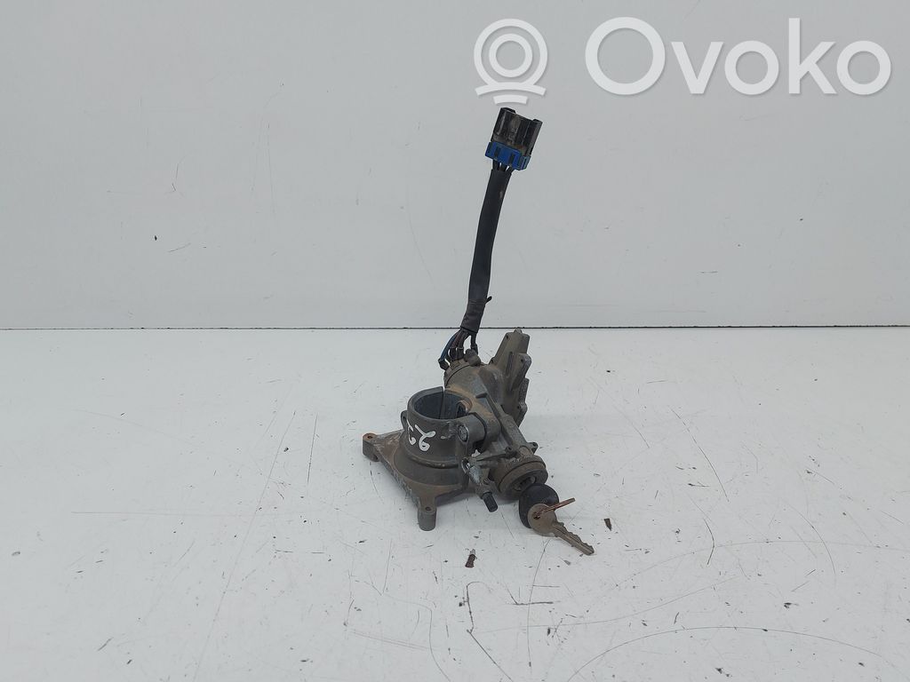 Audi A4 S4 B6 8E 8H Ignition lock 