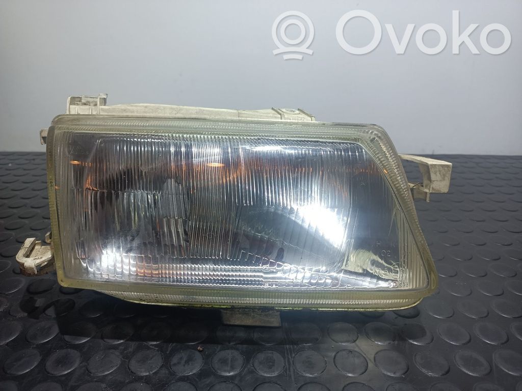 Opel Astra F Faro delantero/faro principal 
