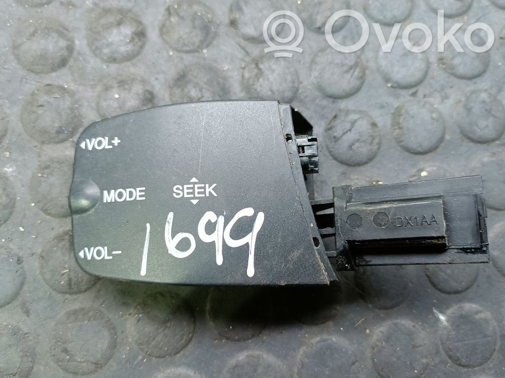 Interruptor de control multifunción   3M5T14K14