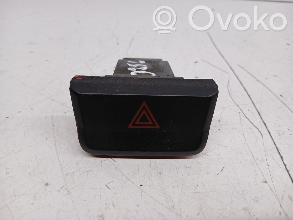 Hyundai Accent Sonstige Schalter / Griffe / Umschalter 