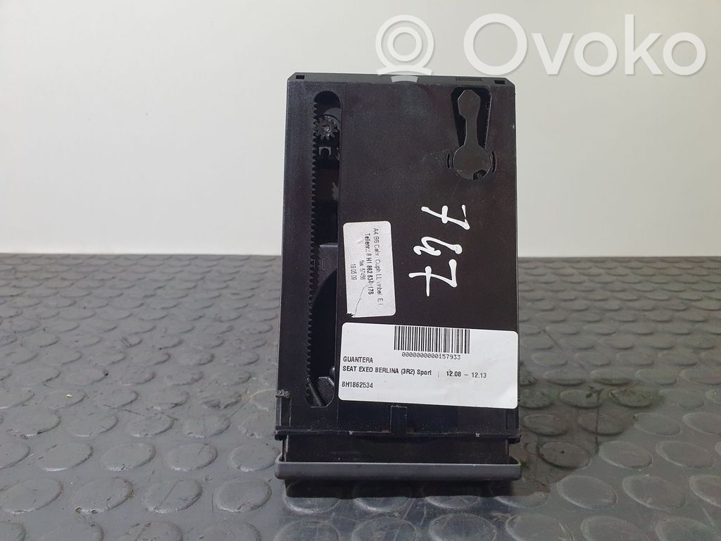 Seat Exeo (3R) Schowek deski rozdzielczej 