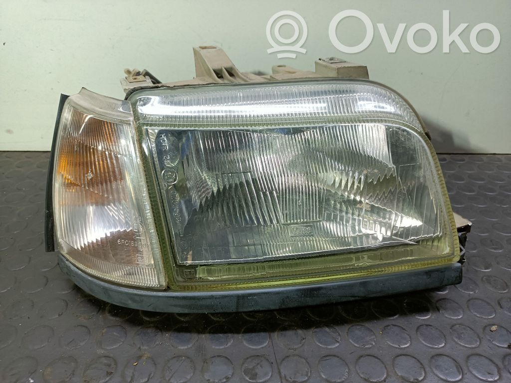 Renault Clio I Headlight/headlamp 