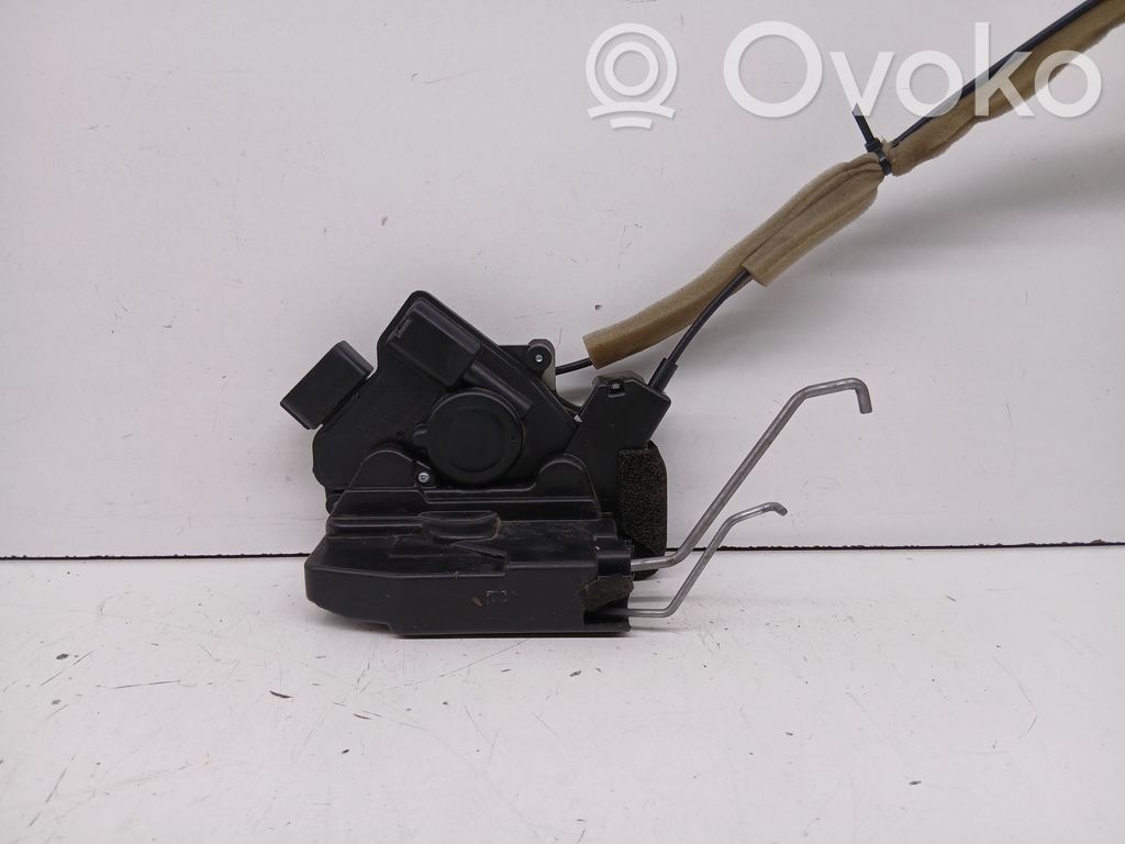 Mazda 3 I Front door lock 