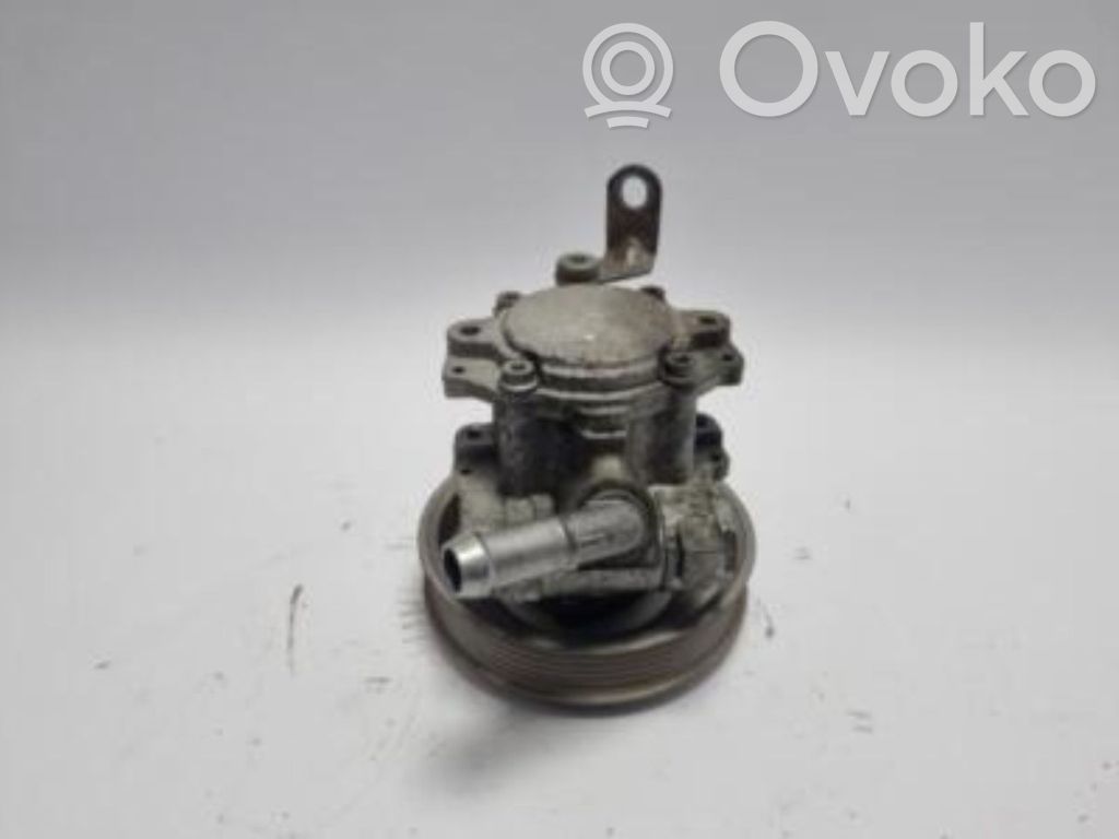 Power steering pump   678045902