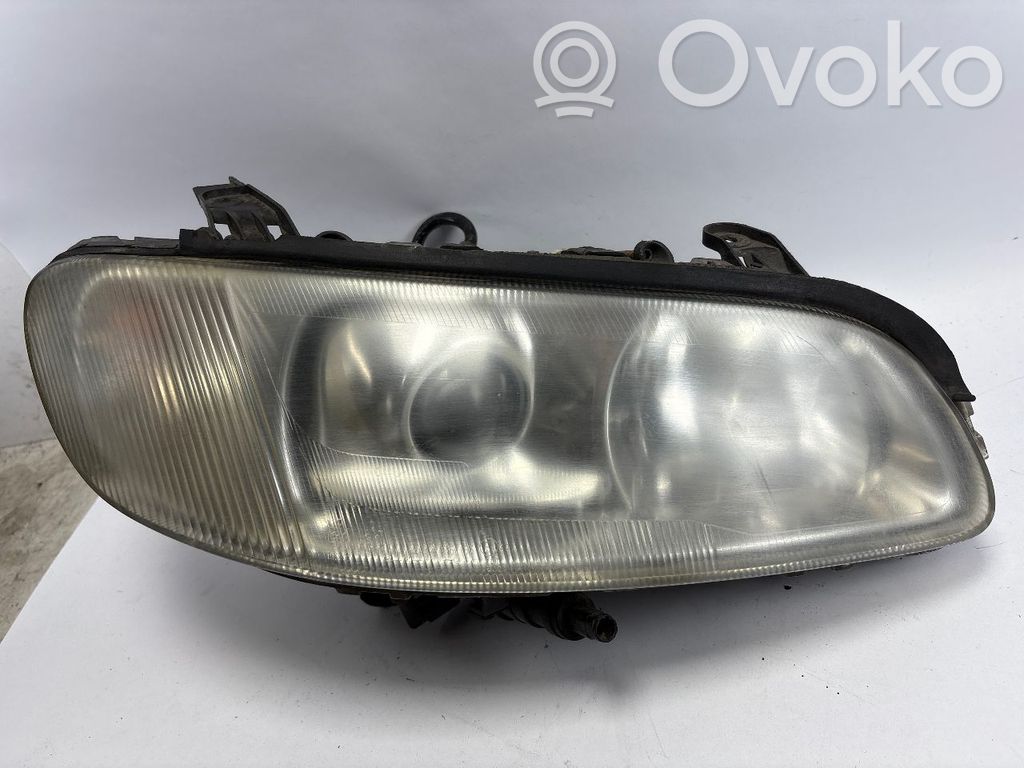 Opel Omega B1 Faro/fanale 