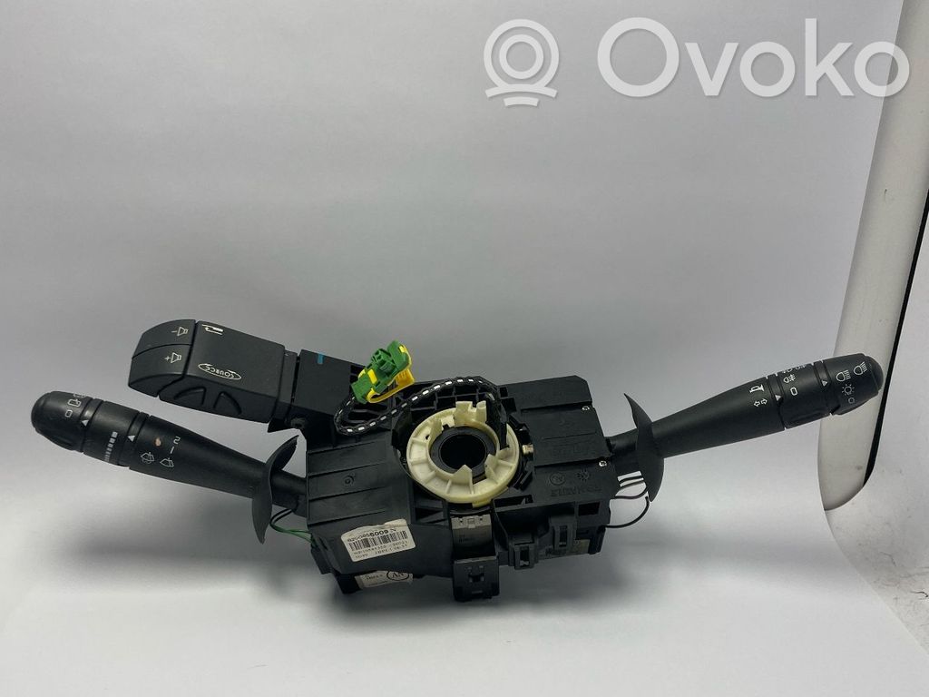 Renault Twingo II Interruptor/palanca de limpiador de luz de giro 