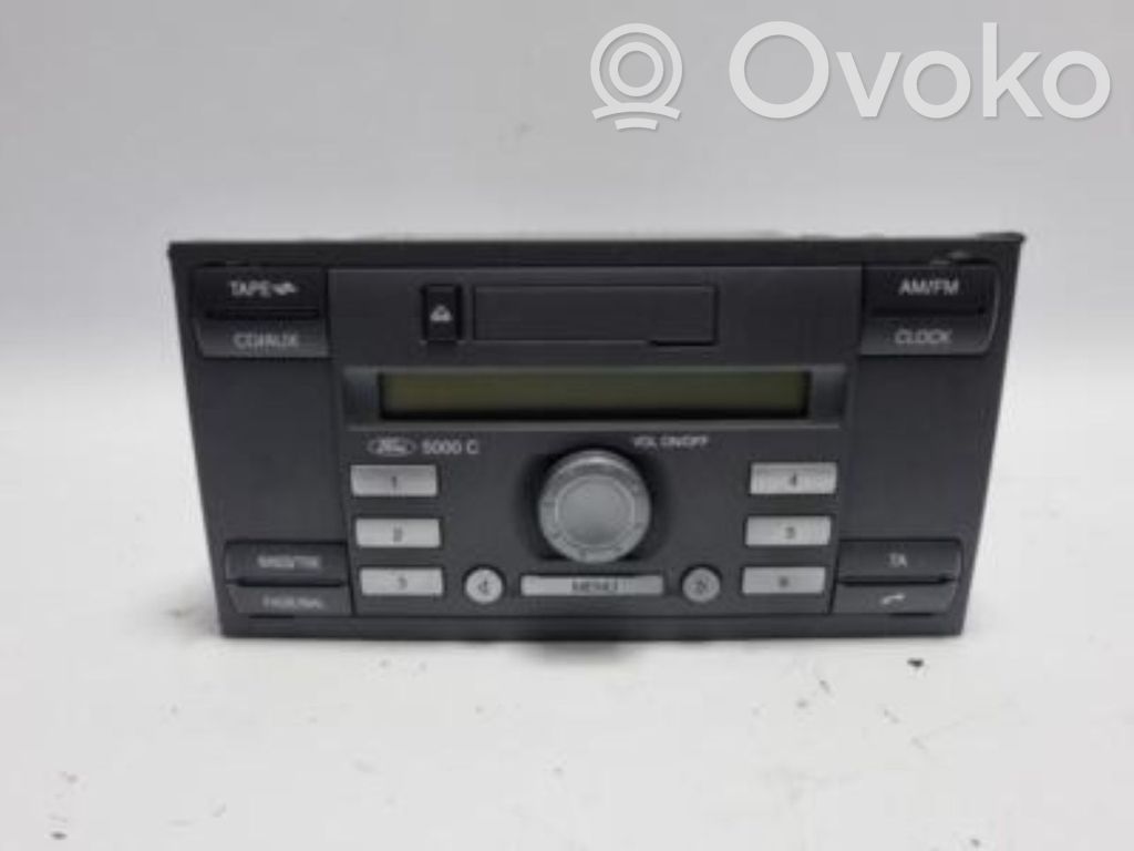 Ford Focus Panel / Radioodtwarzacz CD/DVD/GPS 