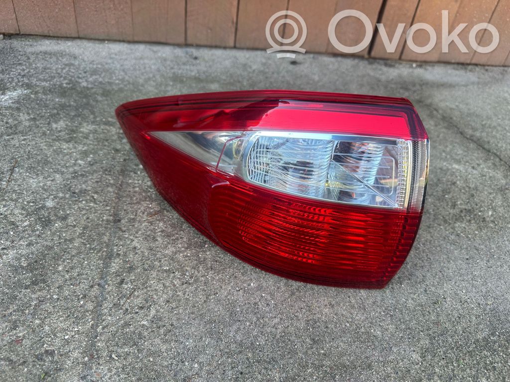 Ford C-MAX II Luci posteriori 