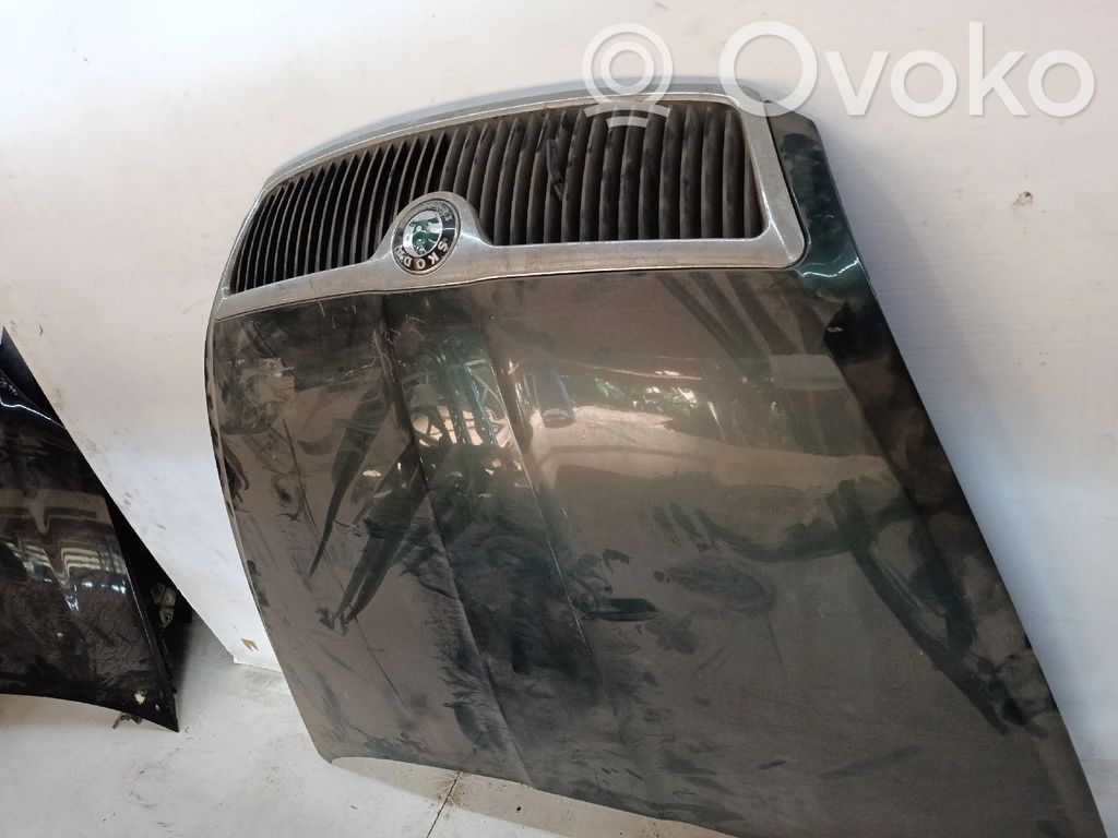 Engine bonnet/hood   3U0,031,823