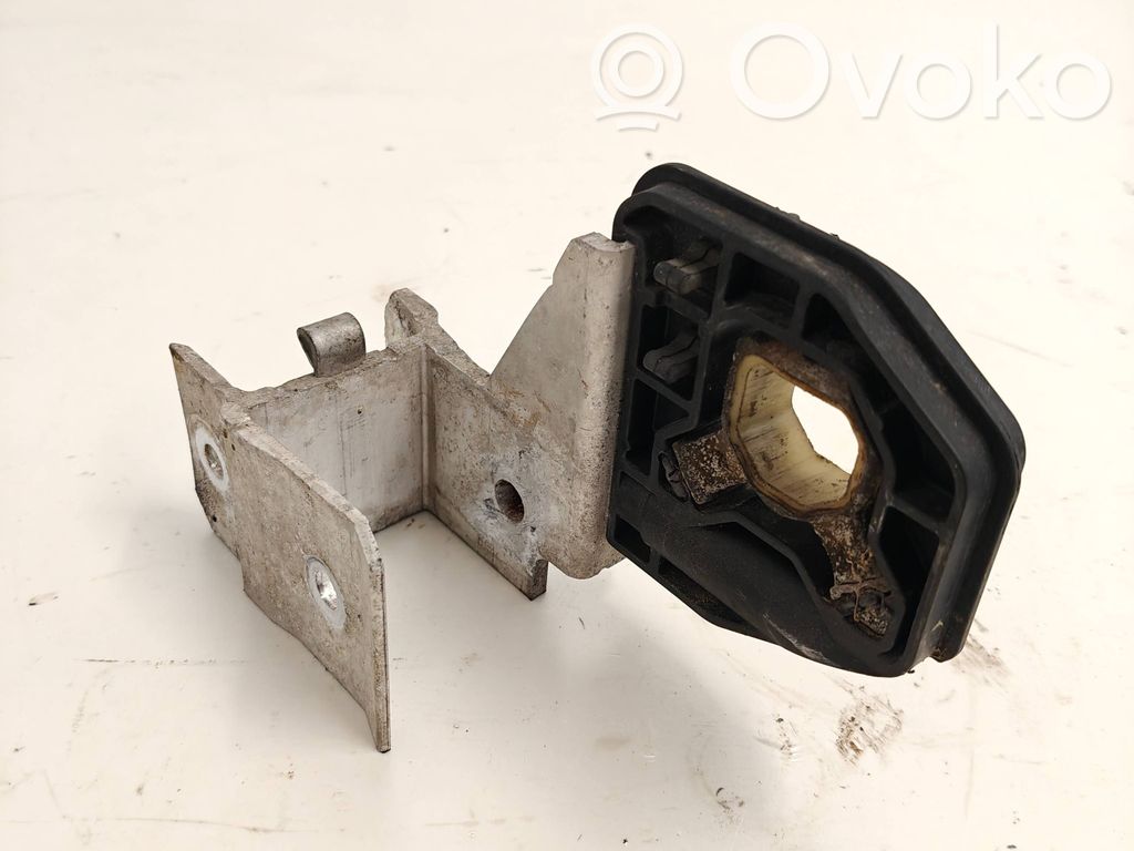 Priekinis sustiprinimas bamperio   R7245796,111092013