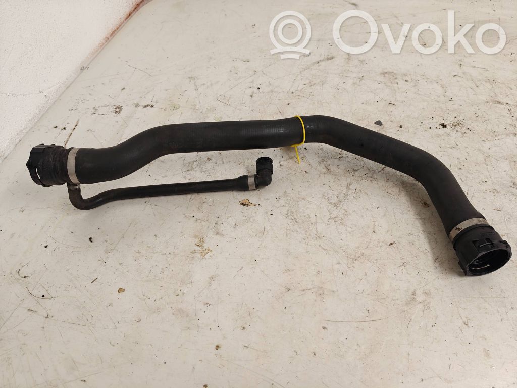 Engine coolant pipe/hose   7789587
