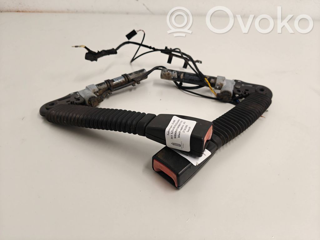 BMW 5 E60 E61 Front seatbelt buckle 