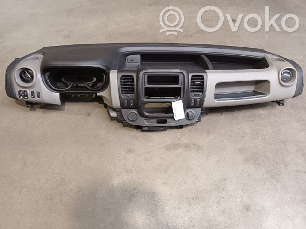 Renault Trafic III (X82) Bord 