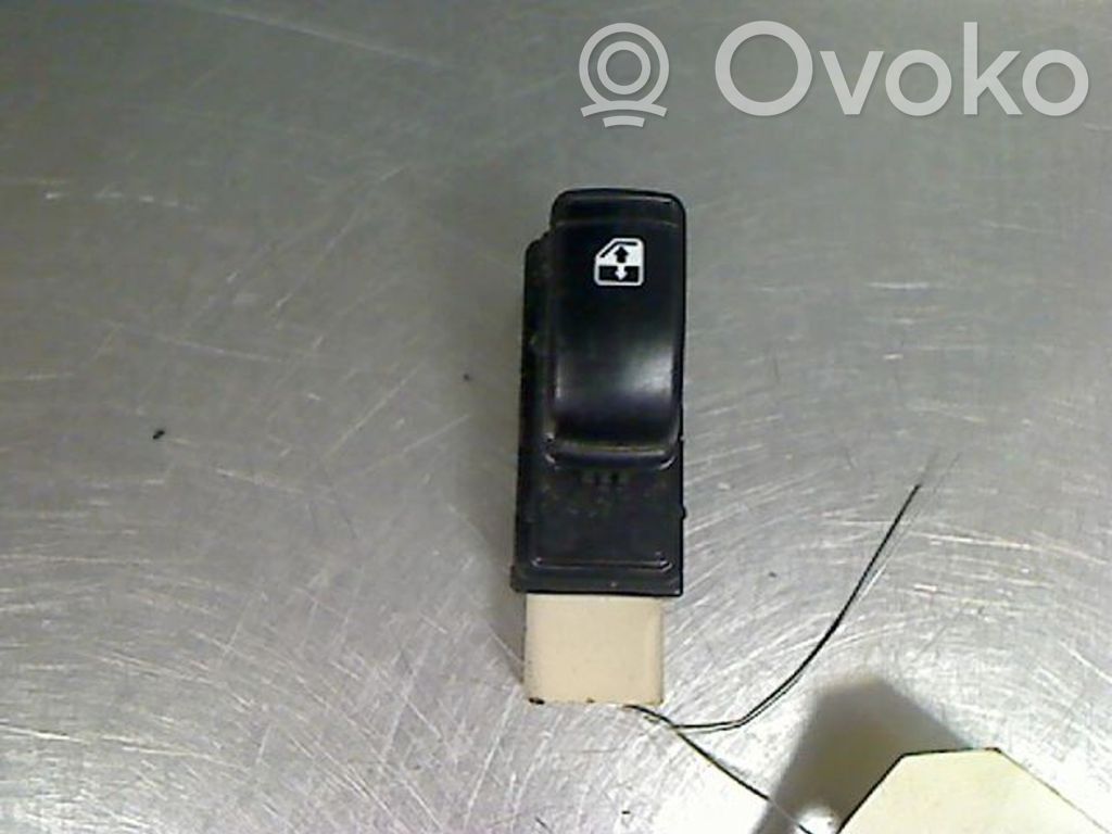 Chevrolet Aveo Electric window control switch 
