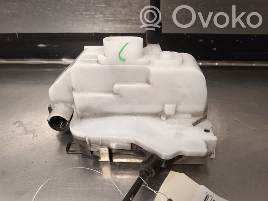 Citroen C3 Priekšpusē slēdzene 