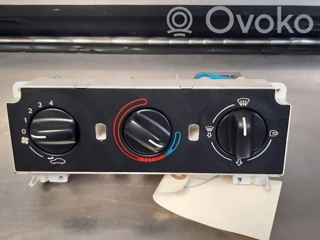 Peugeot 306 Climate control unit 