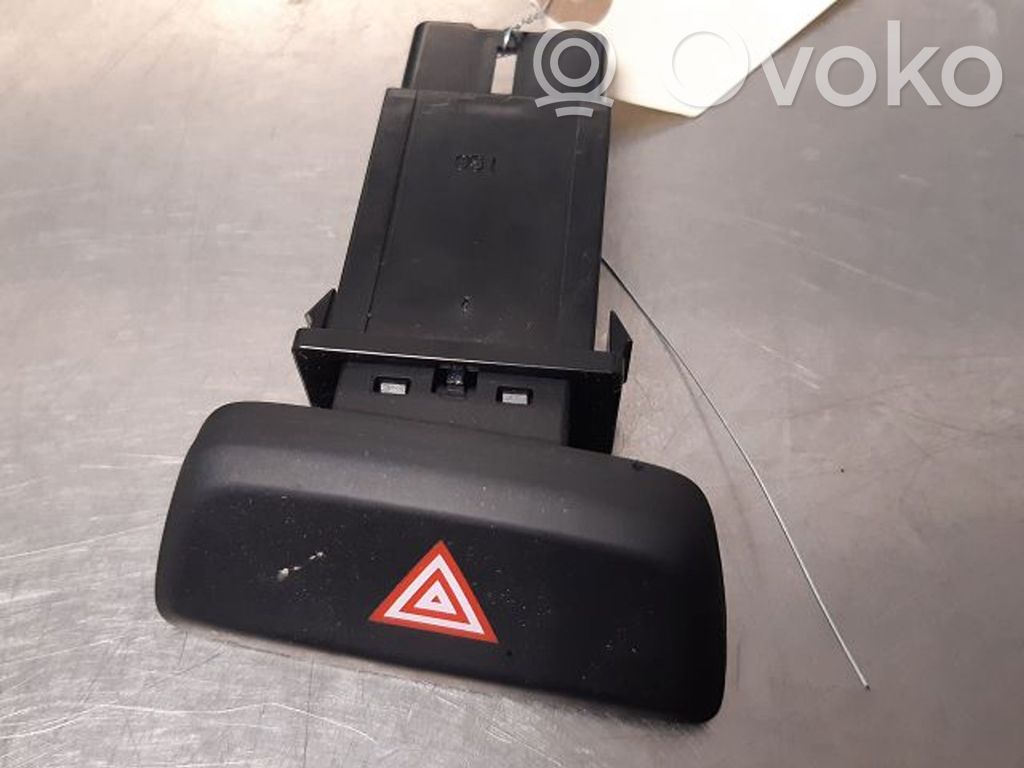 KIA Picanto Hazard light switch 
