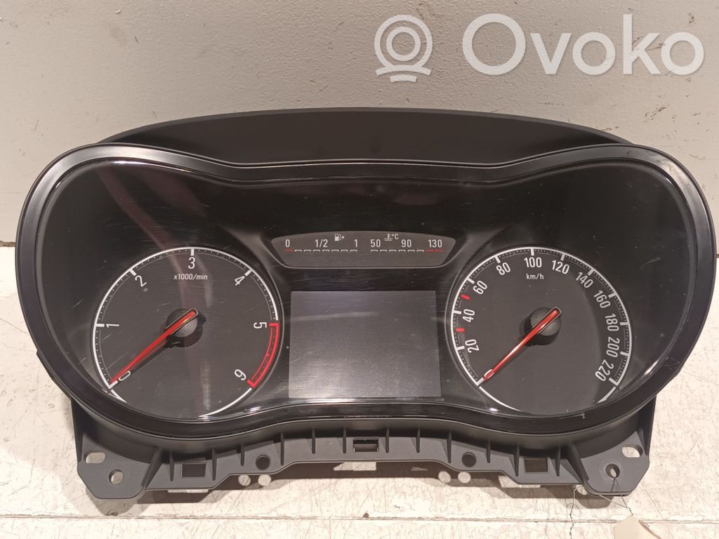 Opel Corsa E Speedometer (instrument cluster) 