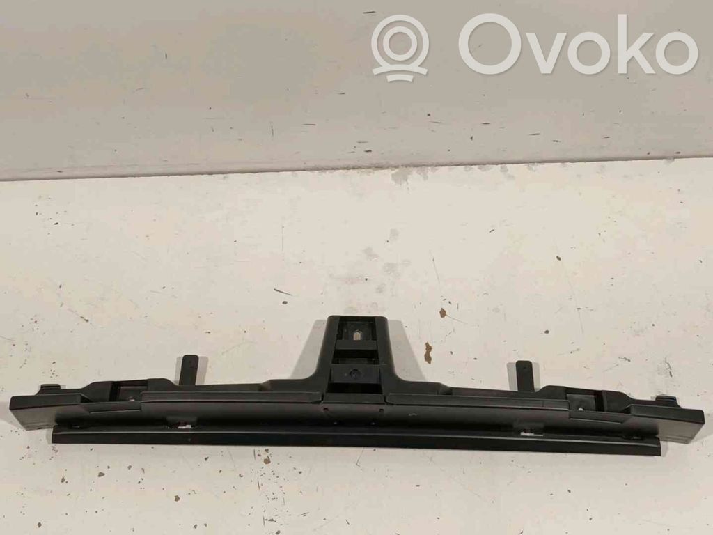 Citroen DS4 Soporte de montaje del parachoques trasero 