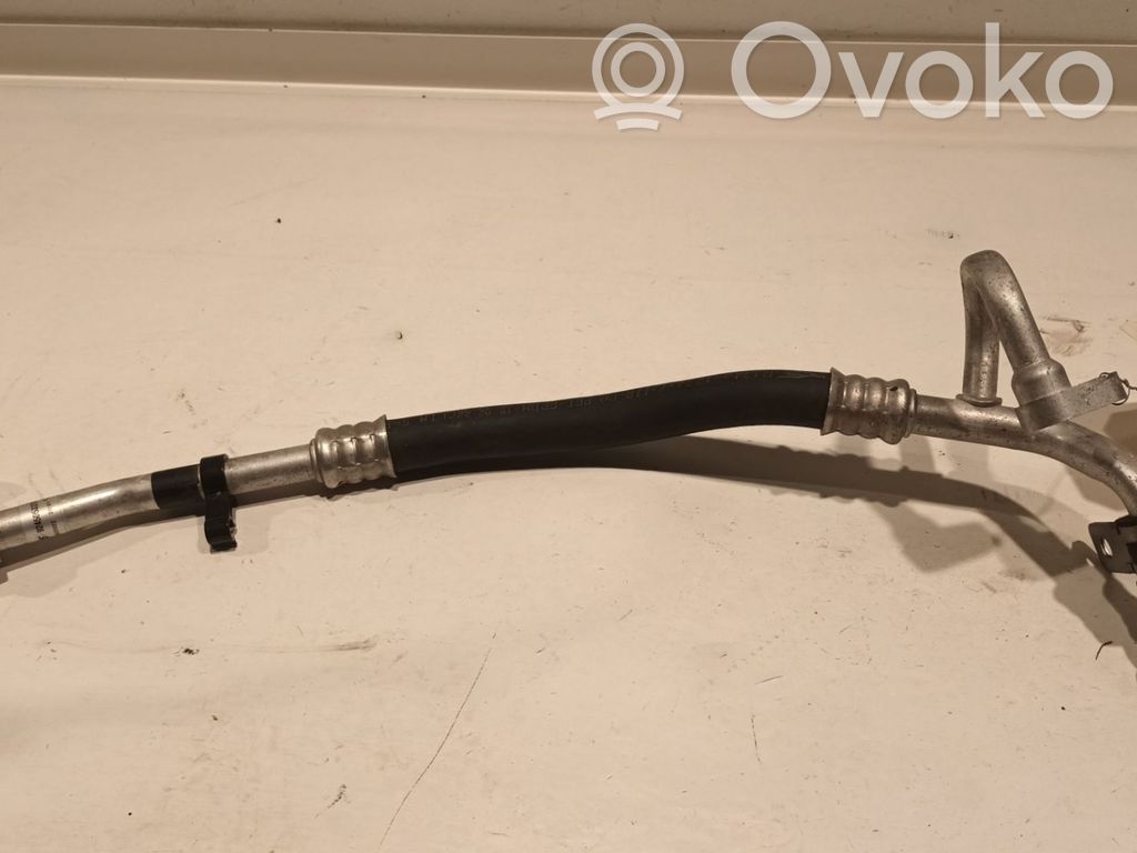 Renault Megane E-Tech Ilmastointilaitteen putki (A/C) 