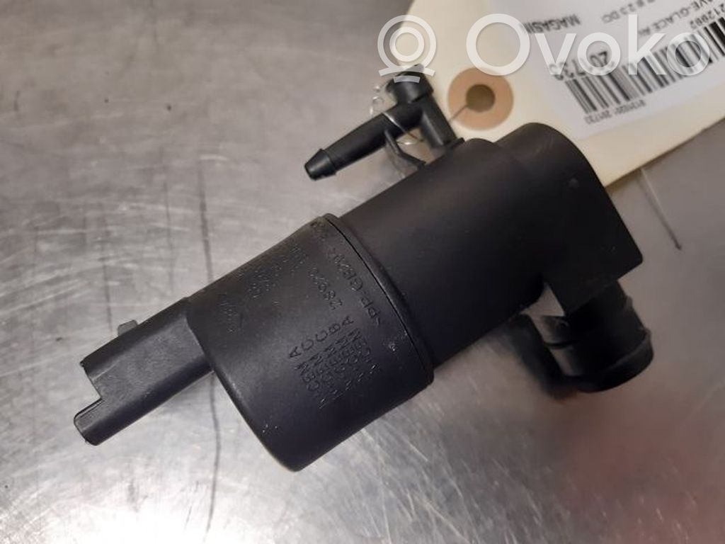 Renault Master III Windscreen/windshield washer pump 