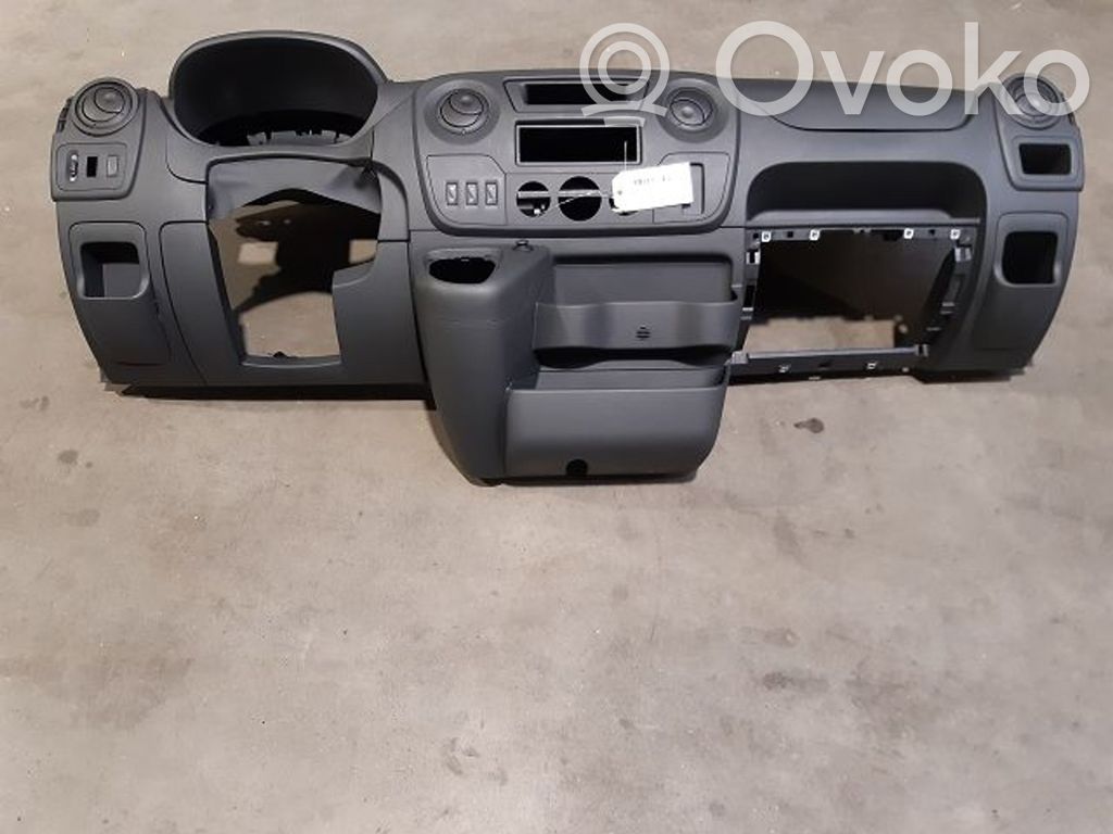 Renault Master III Panelė 