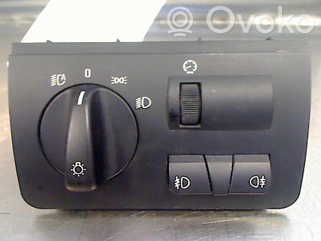 Light switch   61316909775